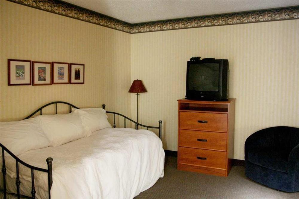 Hampton Inn Laporte La Porte Room photo