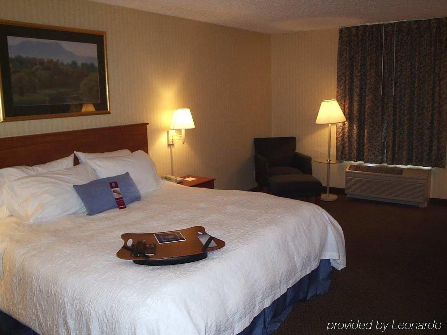 Hampton Inn Laporte La Porte Room photo