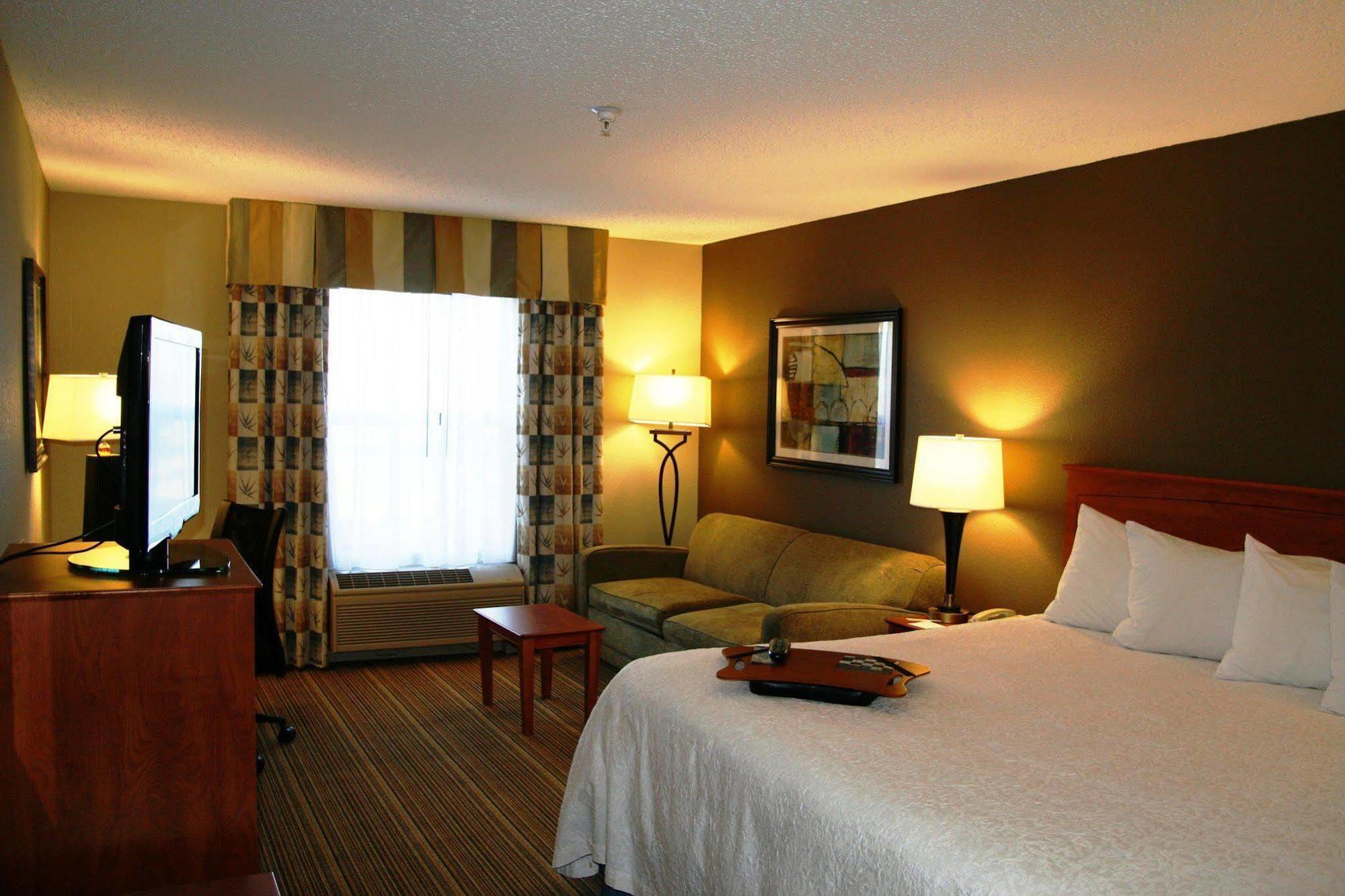 Hampton Inn Laporte La Porte Exterior photo